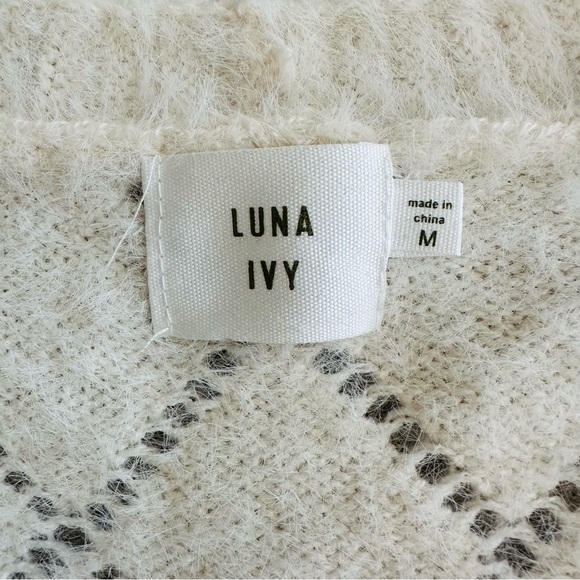 LUNA IVY Diamond Pattern Cardigan Sweater Pearls Beaded Fuzzy Coquette Size M - Picture 6 of 11